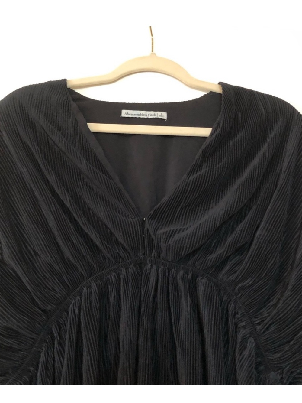Abercrombie & Fitch Easy Waist Satin Blouse - Picture 5 of 6